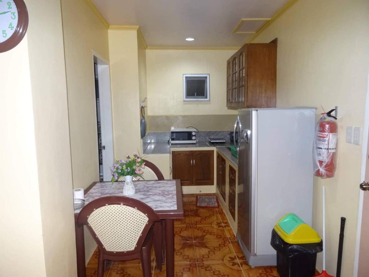 Julz Tropical Apartments Olongapo Exterior foto