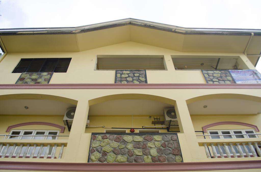 Julz Tropical Apartments Olongapo Exterior foto
