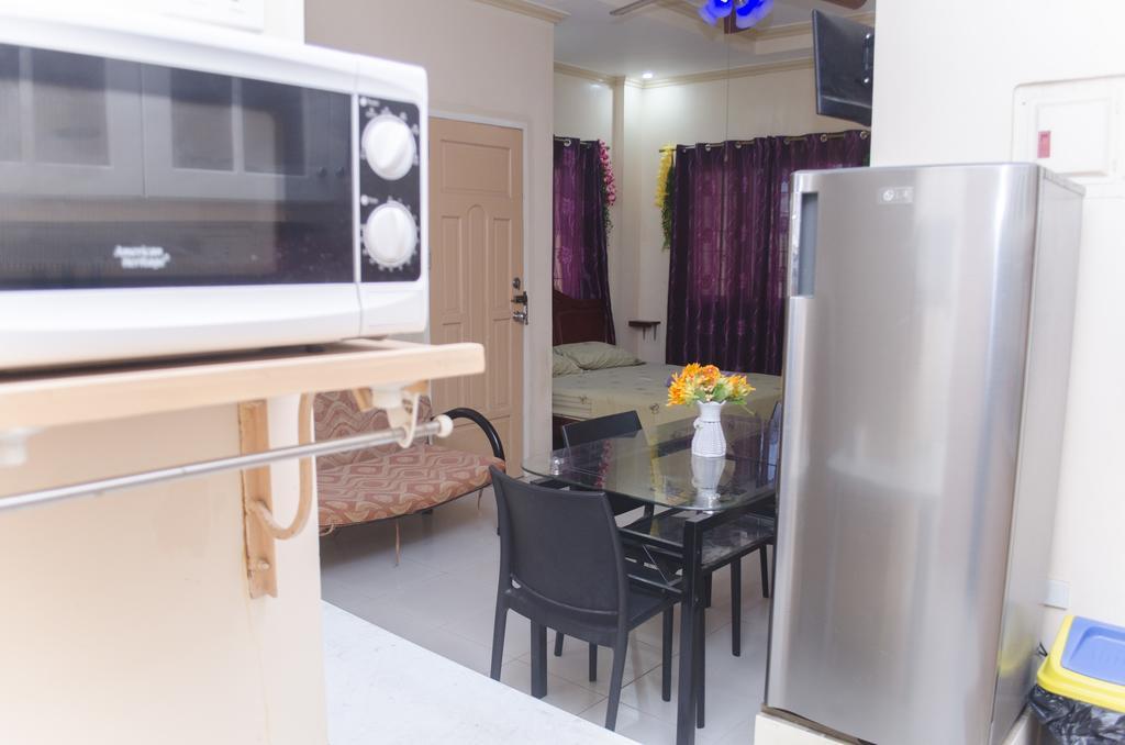 Julz Tropical Apartments Olongapo Exterior foto