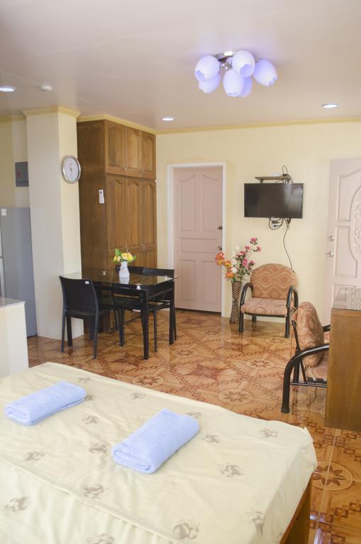 Julz Tropical Apartments Olongapo Exterior foto
